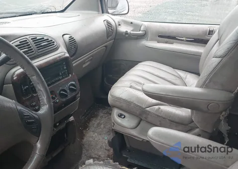 1999 Chrysler Town & Country Limited z USA, uszkodzony, nr VIN 1C4GP64L3XB916770